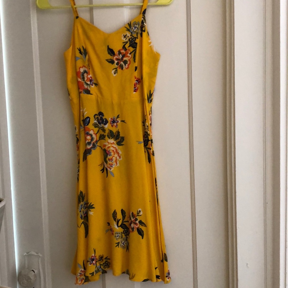 Yellow dress